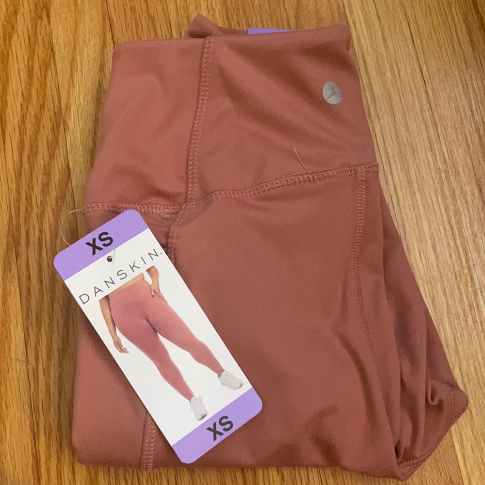 Danskin Blush Performance Leggings